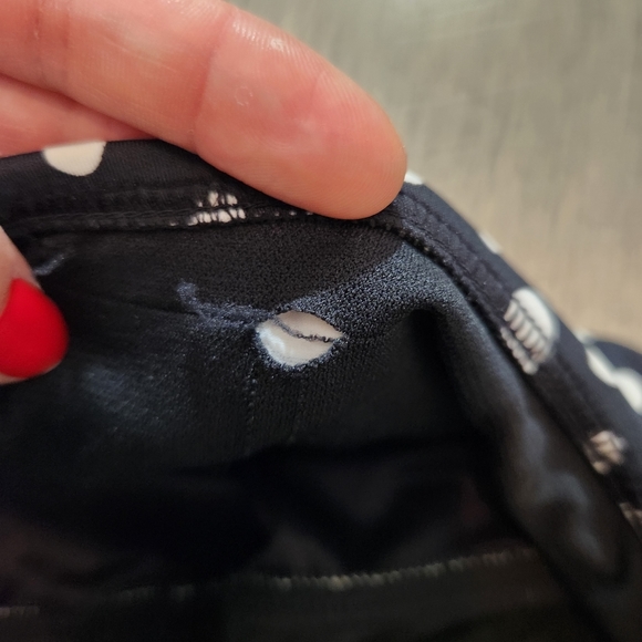 Bikini - Picture 6 of 8